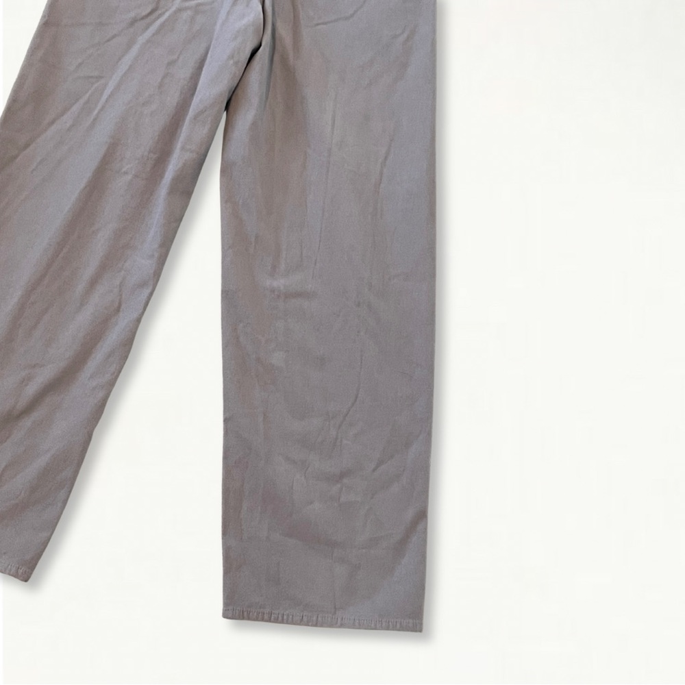 SOLD Aritzia Wilfred Free Ascendant Pant High-Waisted Utility Pants in Purple - Picture 16 of 16